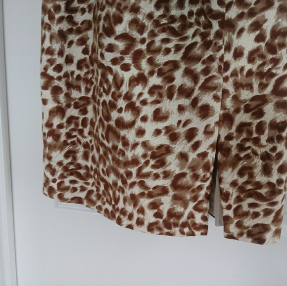 Love 21 Animal Print Peplum Dress Size Large. - Picture 3 of 8